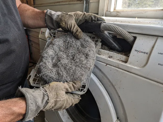Cleaning Dryer Lint Trap in Charlotte, NC